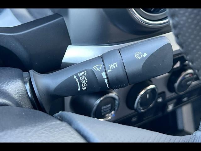 2023 Toyota Tacoma 4WD SR5 V6