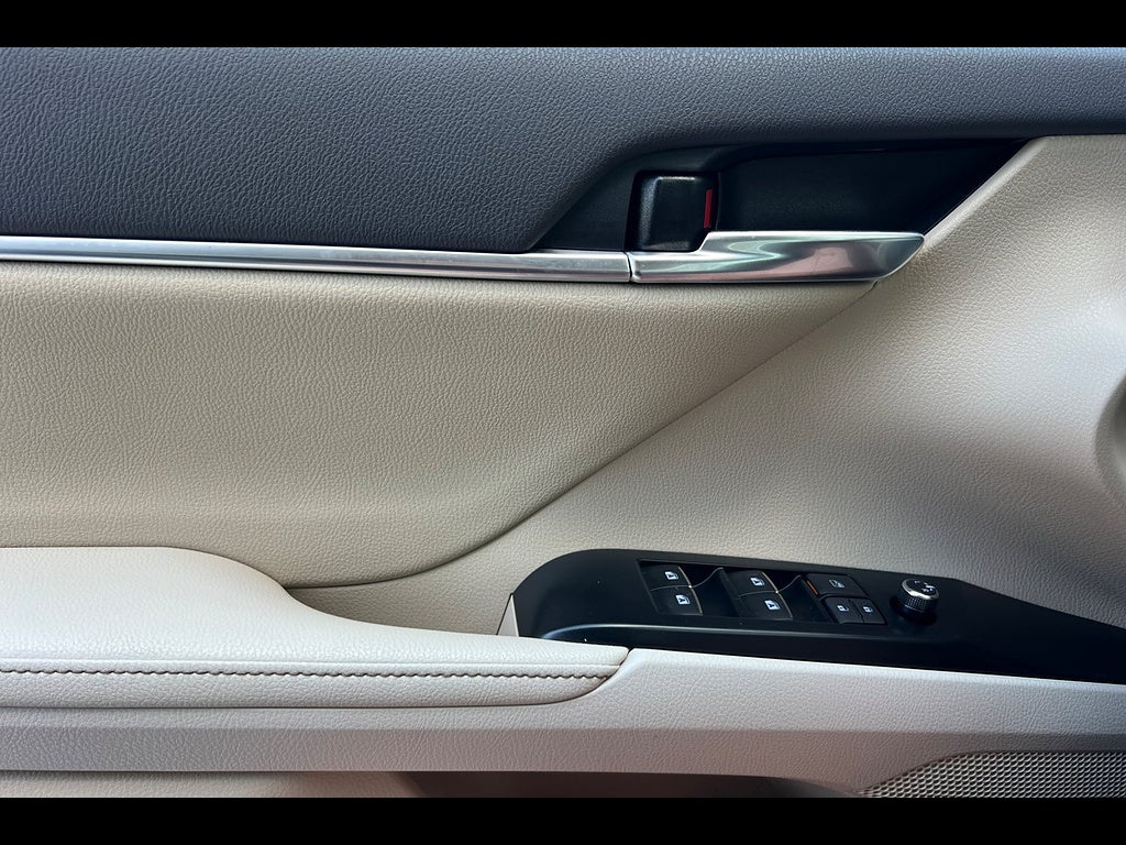 2020 Toyota Camry XLE