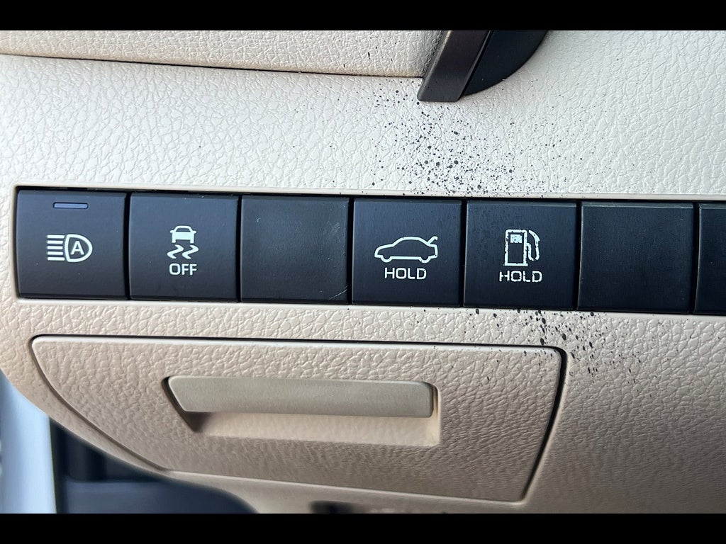 2020 Toyota Camry XLE