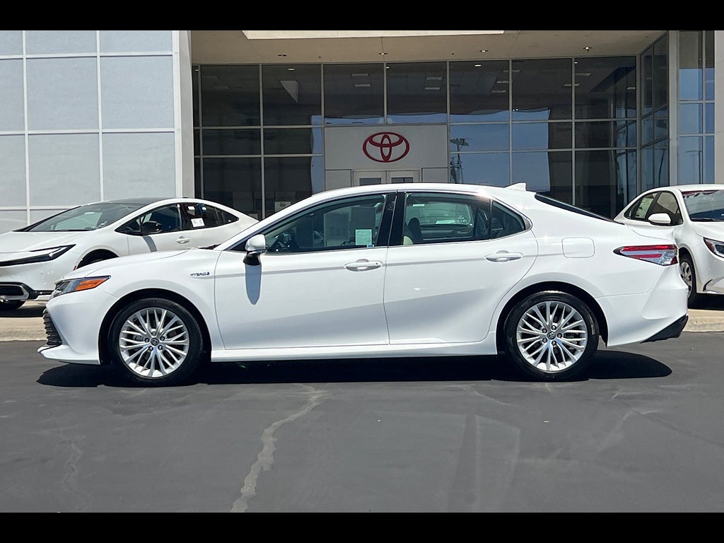 2020 Toyota Camry XLE