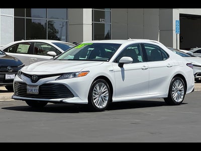 2020 Toyota Camry XLE