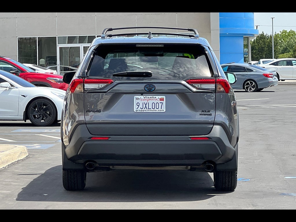 2024 Toyota RAV4 XLE