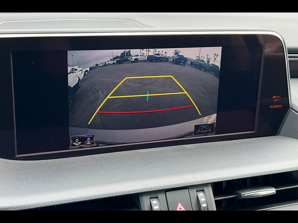 2020 Lexus ES Base