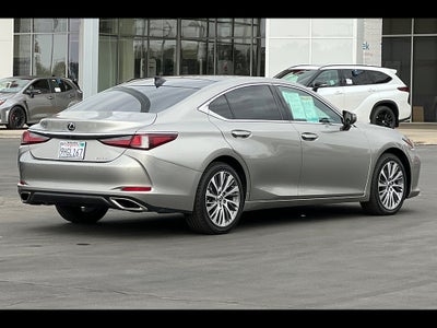 2020 Lexus ES Base