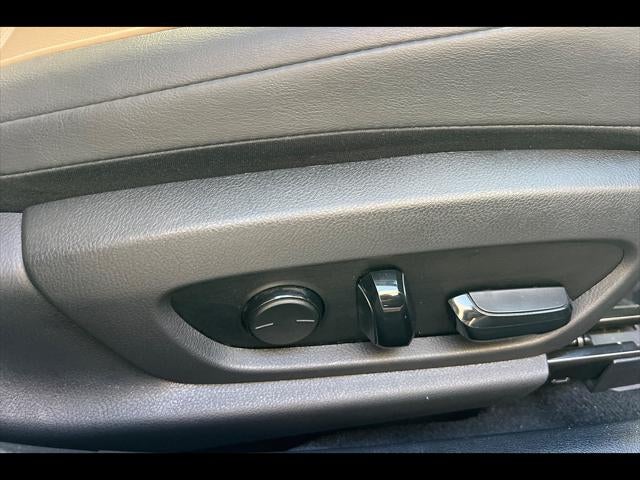 2020 Lexus ES Base