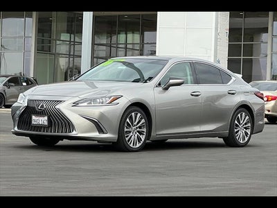 2020 Lexus ES Base