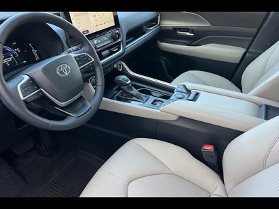 2025 Toyota Grand Highlander XLE