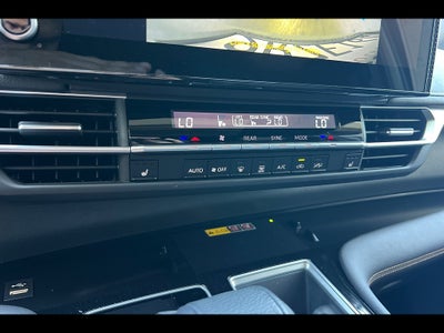 2025 Toyota Sienna XSE 7-Passenger