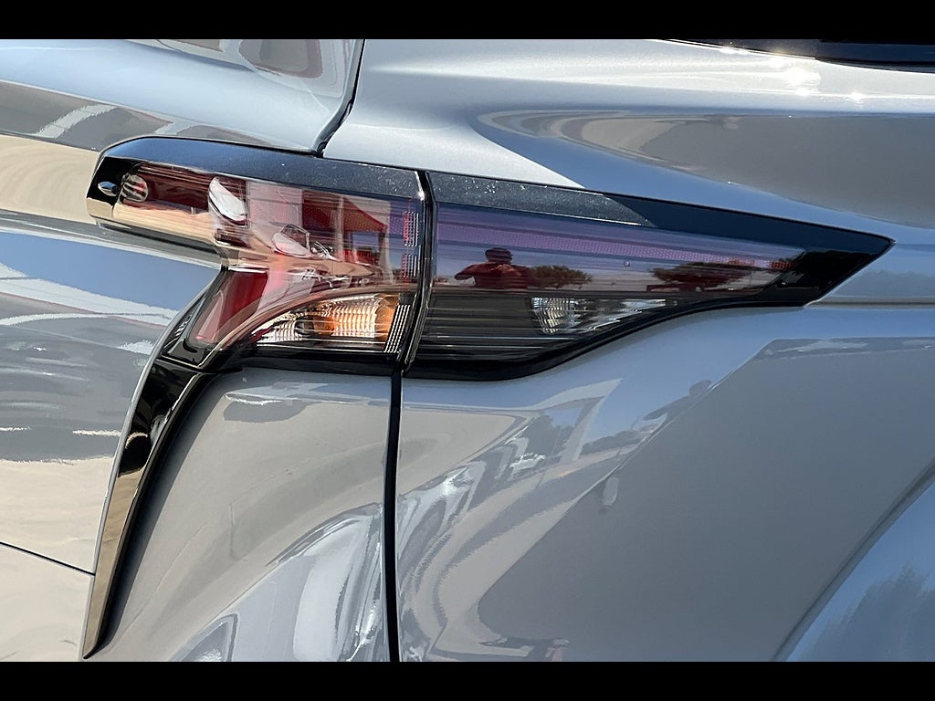 2025 Toyota Sienna XSE 7-Passenger