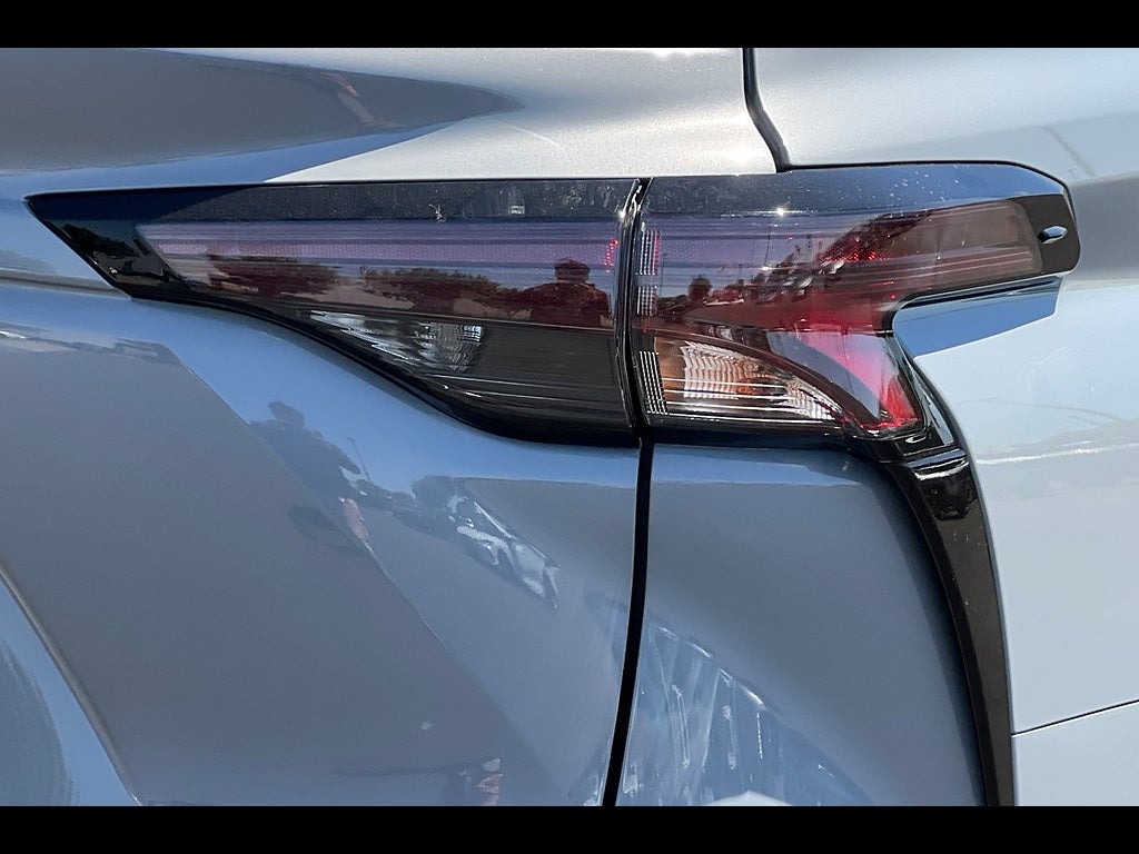 2025 Toyota Sienna XSE 7-Passenger