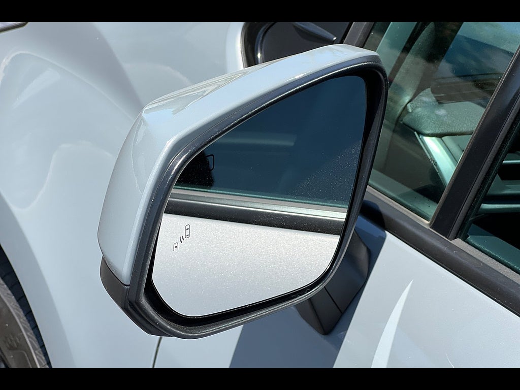 2025 Toyota Sienna XSE 7-Passenger