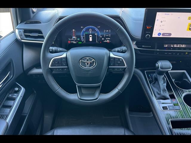2025 Toyota Sienna XSE 7-Passenger