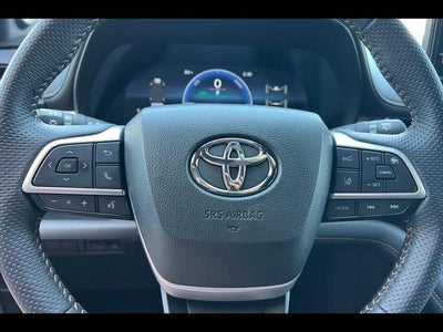 2025 Toyota Sienna XSE 7-Passenger