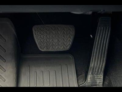 2025 Toyota Sienna XSE 7-Passenger