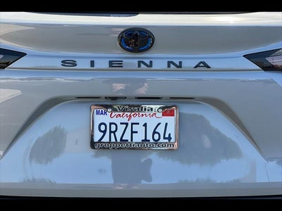 2025 Toyota Sienna XSE 7-Passenger