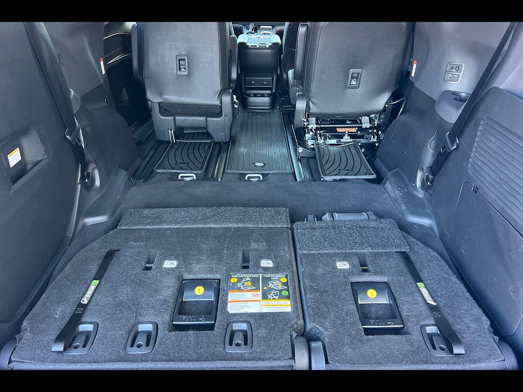 2023 Toyota Sienna XSE 7-Passenger