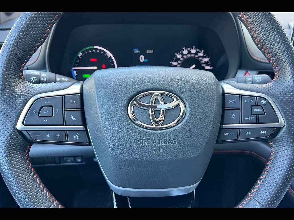 2023 Toyota Sienna XSE 7-Passenger