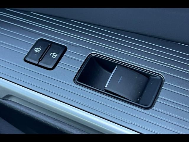 2023 Toyota Sienna XSE 7-Passenger