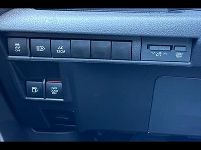 2023 Toyota Sienna XSE 7-Passenger