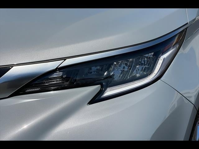 2023 Toyota Sienna XSE 7-Passenger