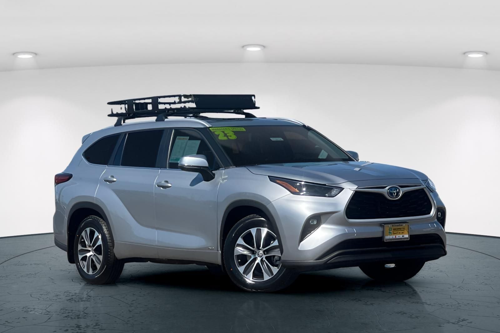 2023 Toyota Highlander Hybrid XLE