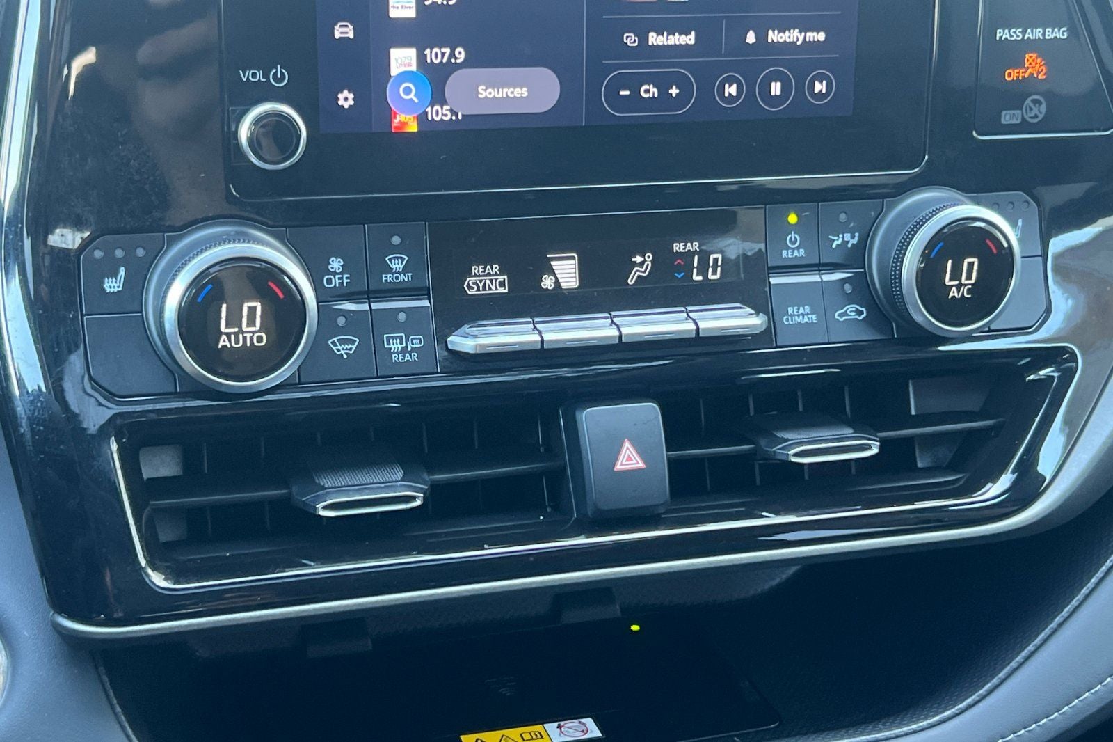 2023 Toyota Highlander Hybrid XLE