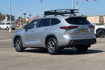 2023 Toyota Highlander Hybrid XLE