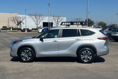 2023 Toyota Highlander Hybrid XLE
