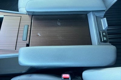 2023 Toyota Sienna LE 8 Passenger