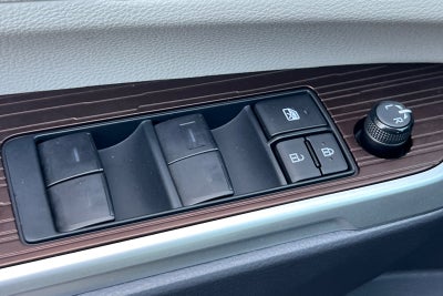 2023 Toyota Sienna LE 8-Passenger