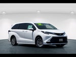 2023 Toyota Sienna LE 8-Passenger