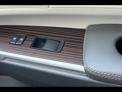 2023 Toyota Sienna LE 8-Passenger
