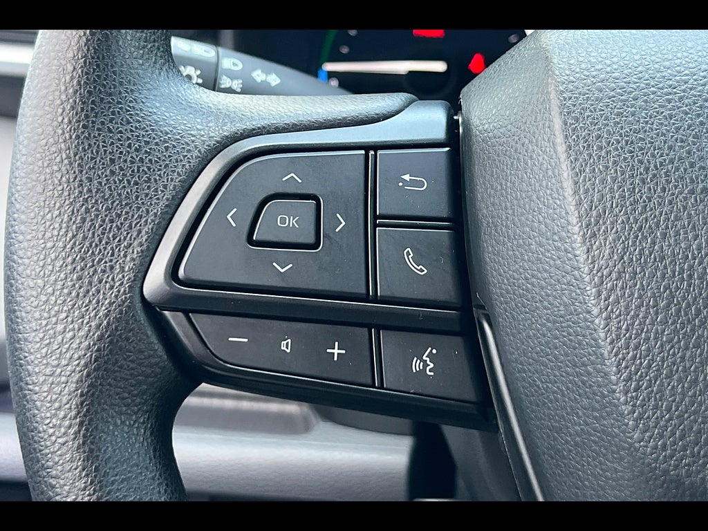 2023 Toyota Sienna LE 8-Passenger
