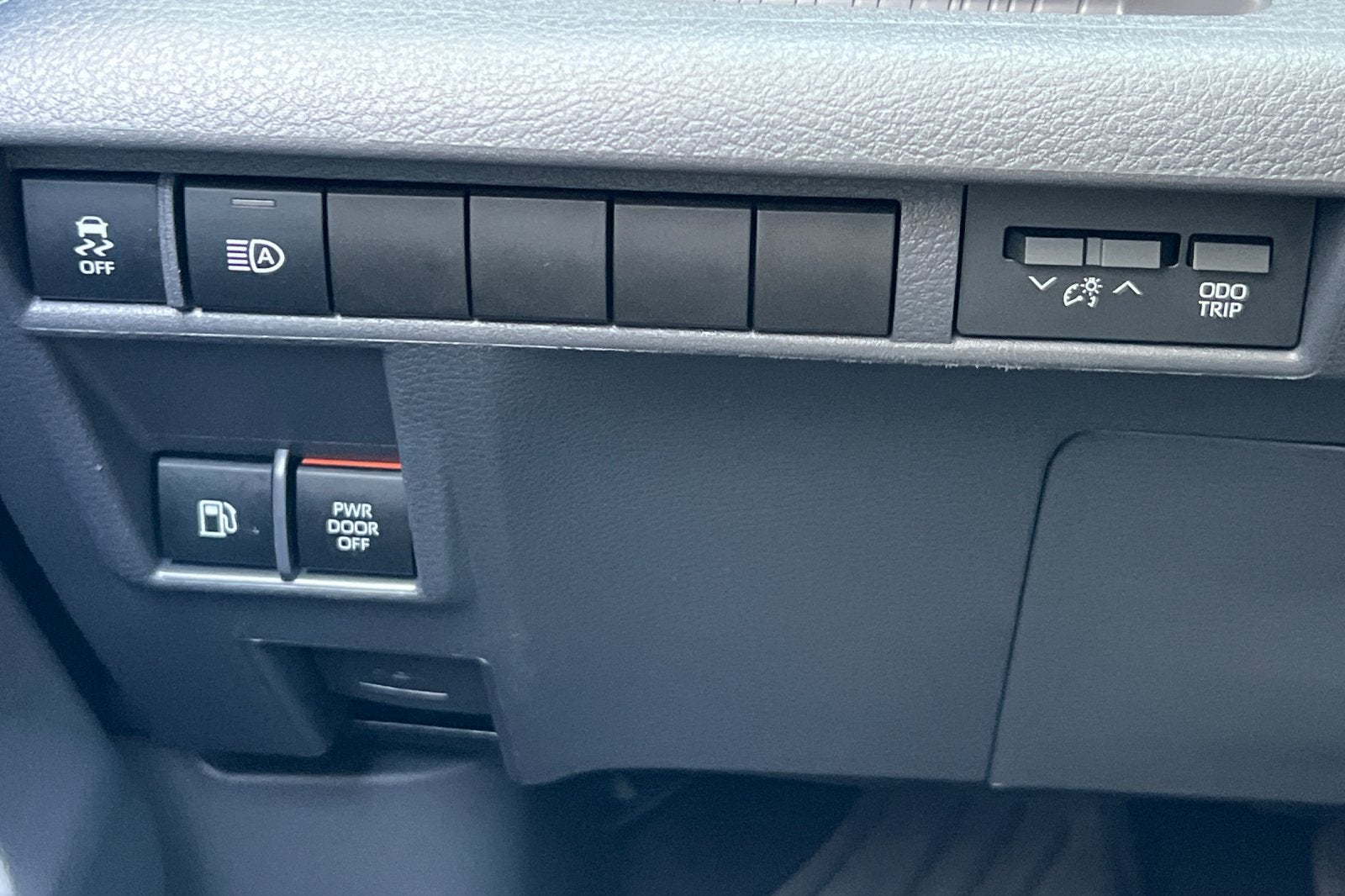 2023 Toyota Sienna LE 8-Passenger