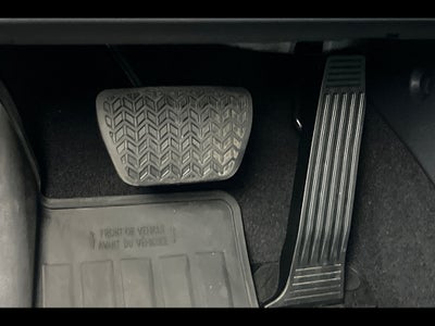 2023 Toyota Sienna LE 8-Passenger