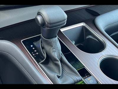 2023 Toyota Sienna LE 8-Passenger