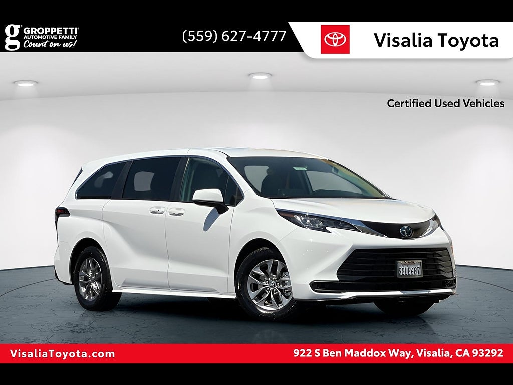 2023 Toyota Sienna LE 8-Passenger