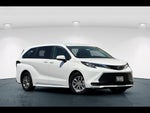 2023 Toyota Sienna LE 8-Passenger