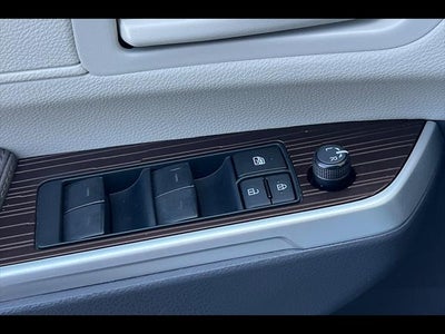 2023 Toyota Sienna LE 8-Passenger