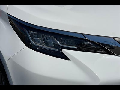 2023 Toyota Sienna LE 8-Passenger