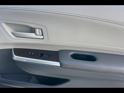 2023 Toyota Sienna LE 8-Passenger