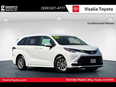 2023 Toyota Sienna LE 8-Passenger