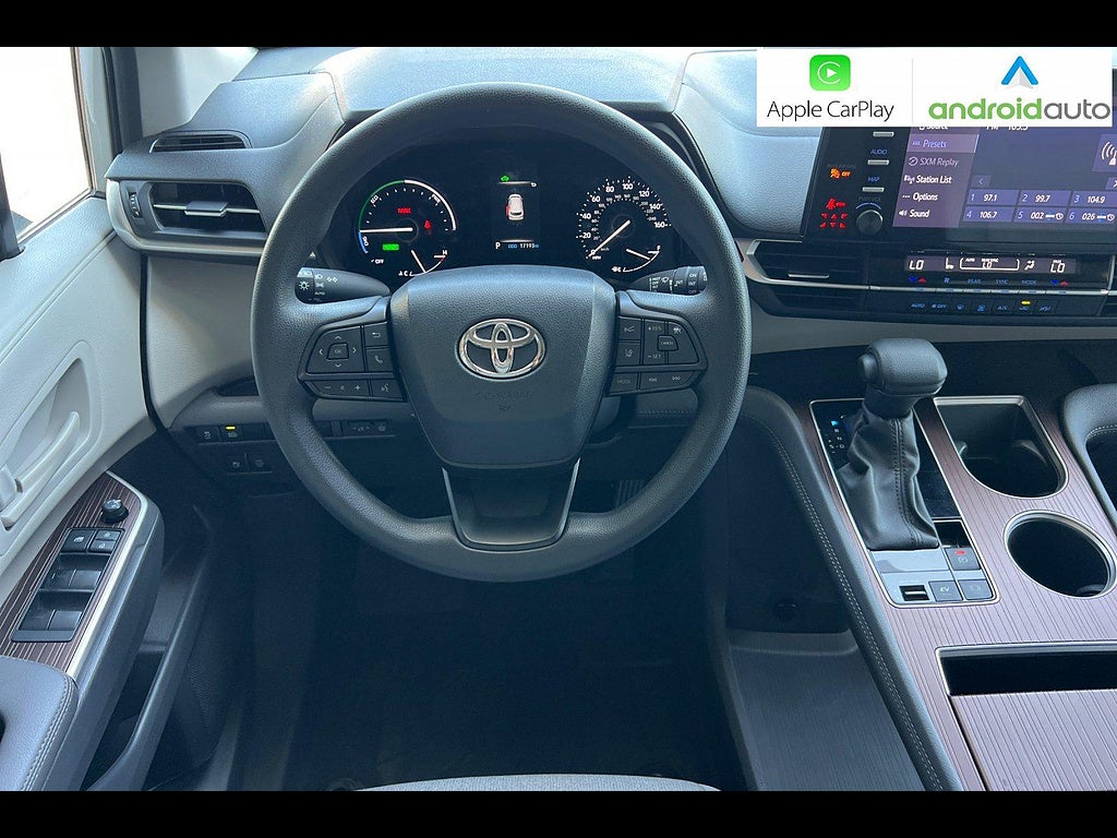 2023 Toyota Sienna LE 8-Passenger