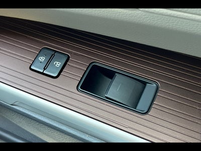 2023 Toyota Sienna LE 8-Passenger