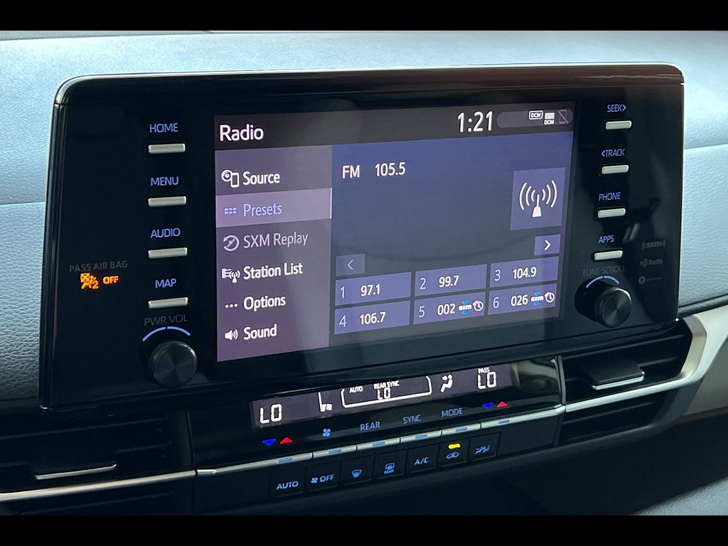 2023 Toyota Sienna LE 8-Passenger