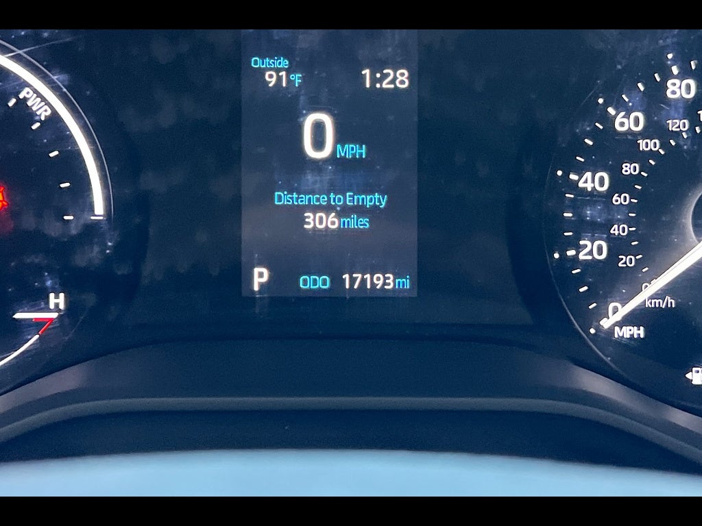 2023 Toyota Sienna LE 8-Passenger