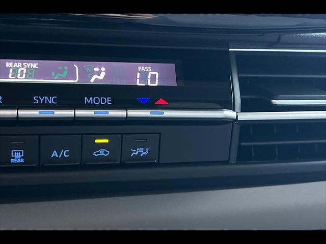 2023 Toyota Sienna LE 8-Passenger