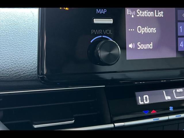 2023 Toyota Sienna LE 8-Passenger