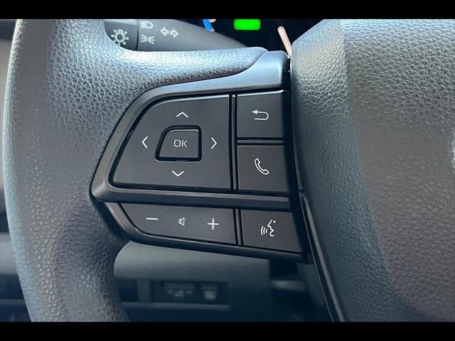 2023 Toyota Sienna LE 8-Passenger