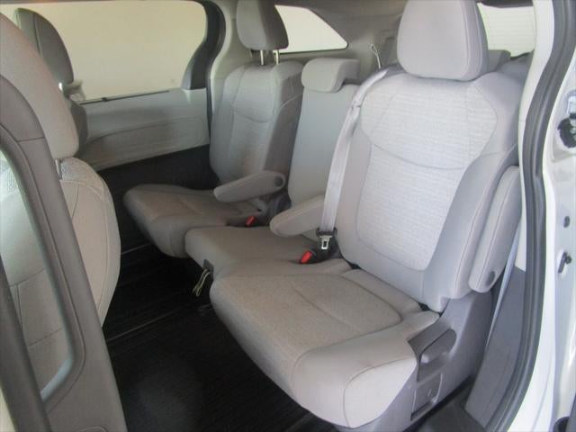 2021 Toyota Sienna LE 8-Passenger